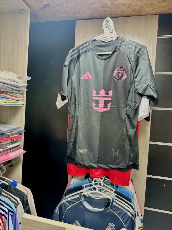 Player version Jersey